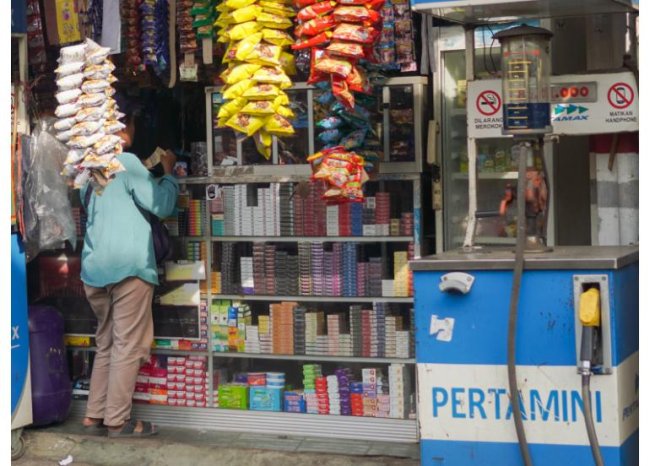 KemenKopUKM Tidak Pernah Melarang Warung Madura untuk Beroperasi 24 Jam