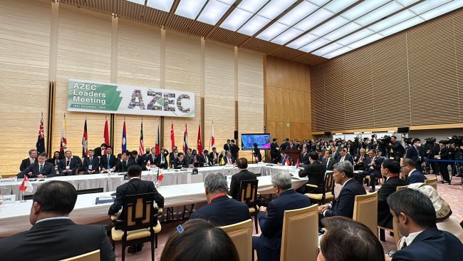 Implementasikan AZEC, Menko Airlangga Saksikan Penandatanganan Dokumen Perjanjian 3 Proyek Prioritas