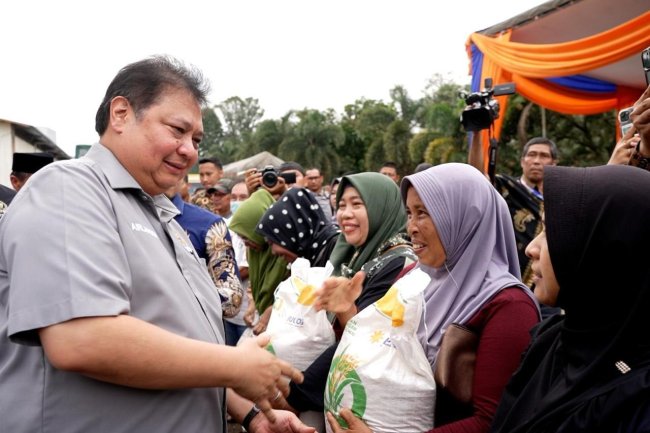 Jaga Stabilitas Harga Pangan, Menko Airlangga Luncurkan Program Bantuan Pangan Wilayah Provinsi Jambi