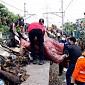 Daop 1 Jakarta Tertibkan 137 Bangunan Liar di Lintas Stasiun Angke-Kampung Bandan