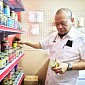 Ketua DPD RI Ajak Masyarakat Awasi Distribusi Minyak Goreng di Jawa Timur