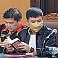 JPU Tuntut 6 Tahun Penjara, Terdakwa Alvin Lim Asyik Main Handphone Saat Sidang