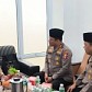 Silaturahmi dengan Kaops NCS Polri, Ustadz Abdul Somad Serukan Masyarakat Jaga Ketertiban Jelang Pemilu