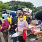 Aksi Protes Usut Mafia Minyak Goreng, Emak-Emak Pukuli Wajan dan Panci Desak Presiden Copot Airlangga Hartarto 